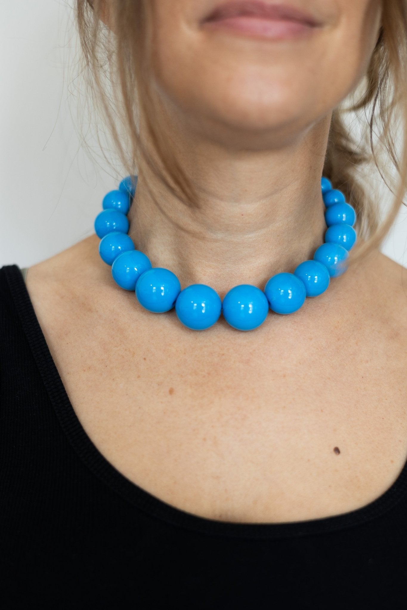 Collier en perles Bleu Électrique - Maison Zélie