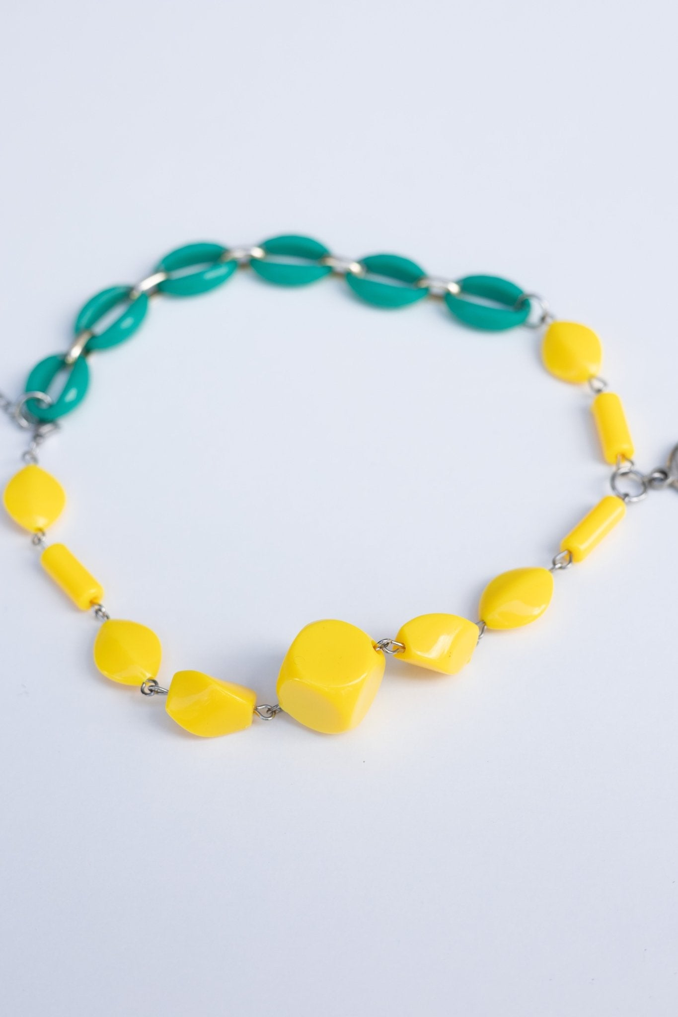 Collier Médaillon Jaune & Vert Menthe - Maison Zélie