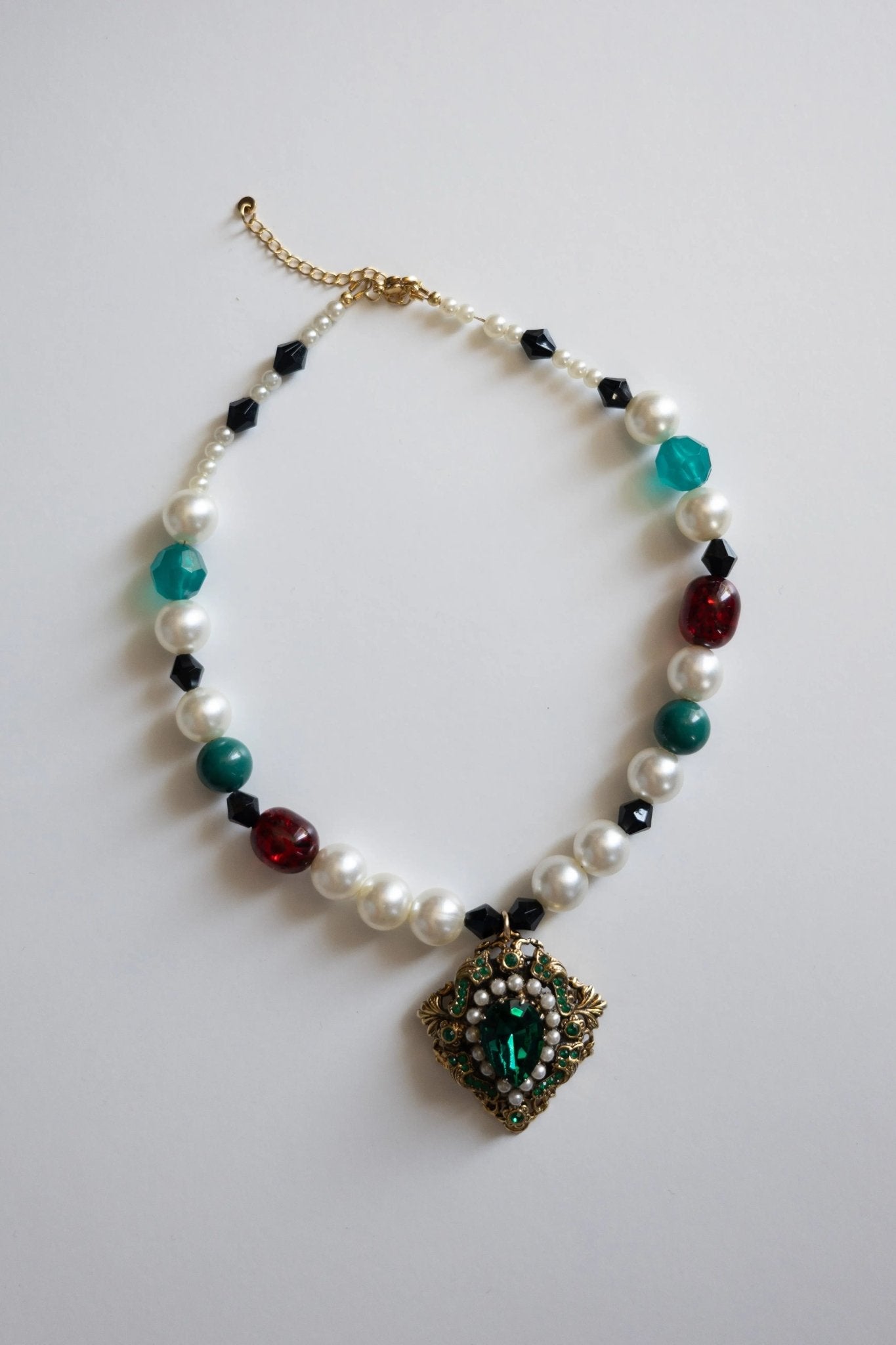 Collier Reine d’Émeraude - Maison Zélie