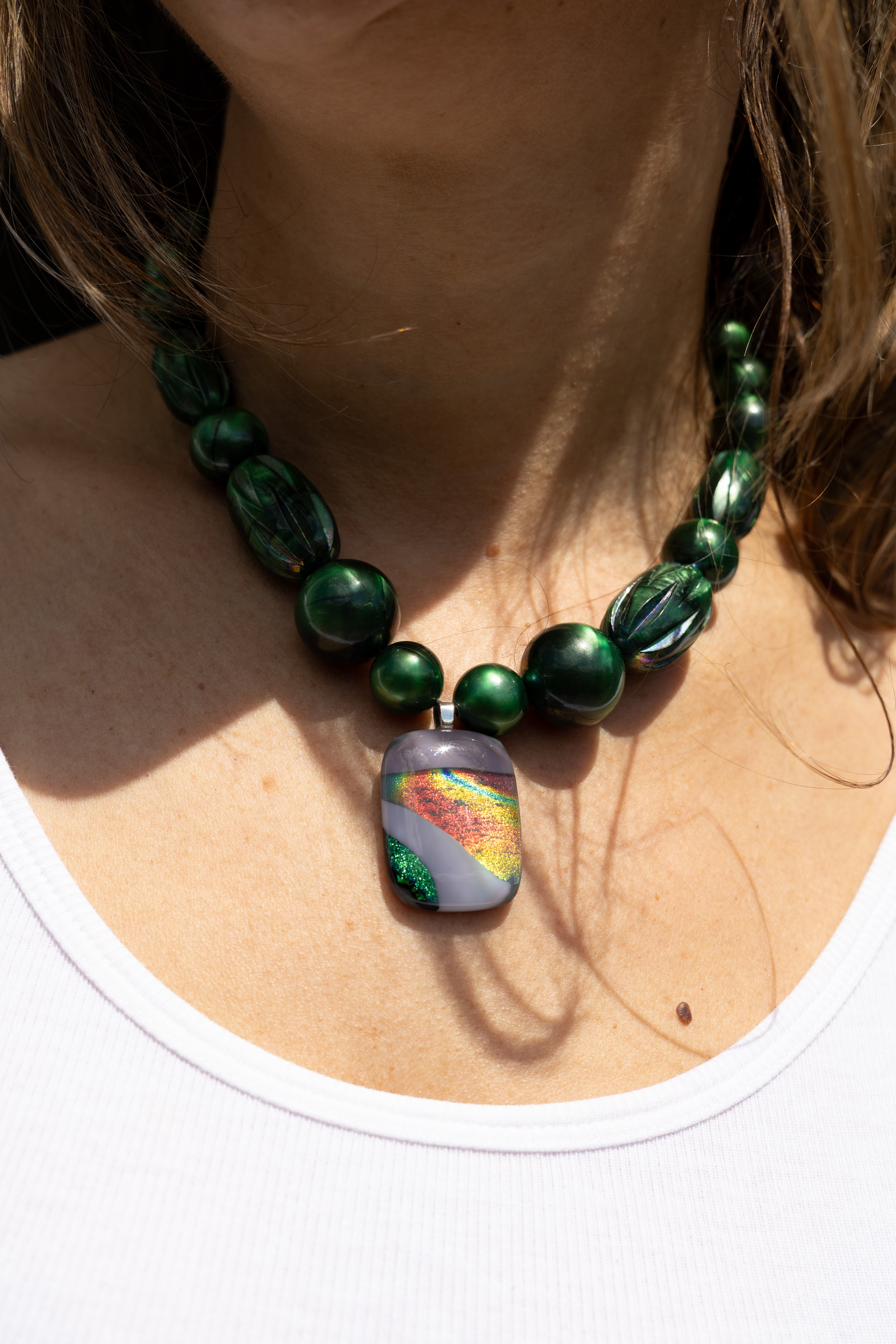 Collier upcyclé en perles Reflet Émeraude