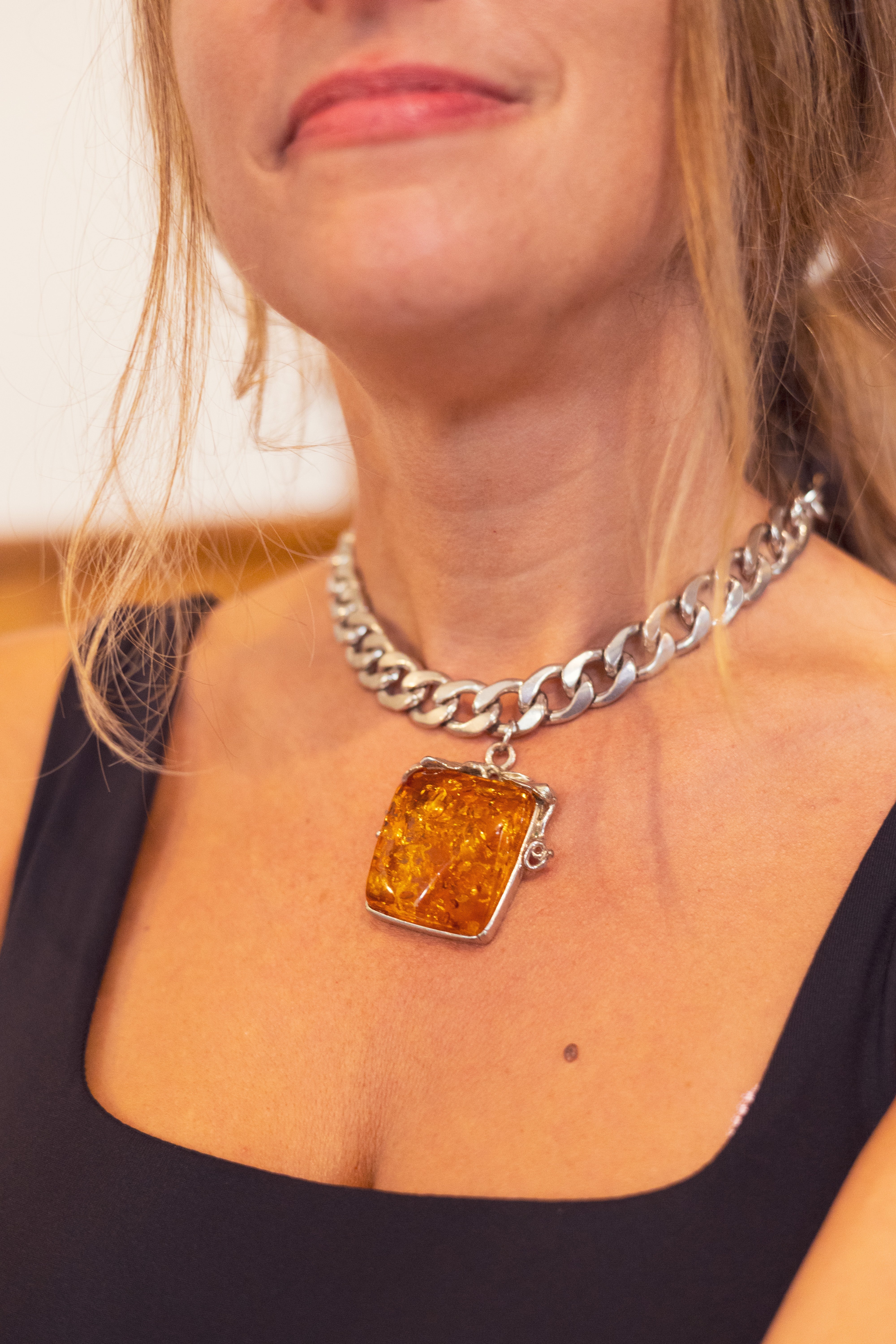 Comment nettoyer des bijoux vintage sans les abîmer ? (et les purifier comme le ferait un bijoutier)