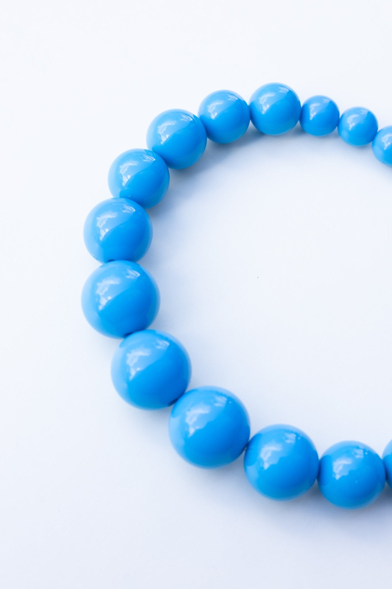 Collier en perles Bleu Électrique - Maison Zélie