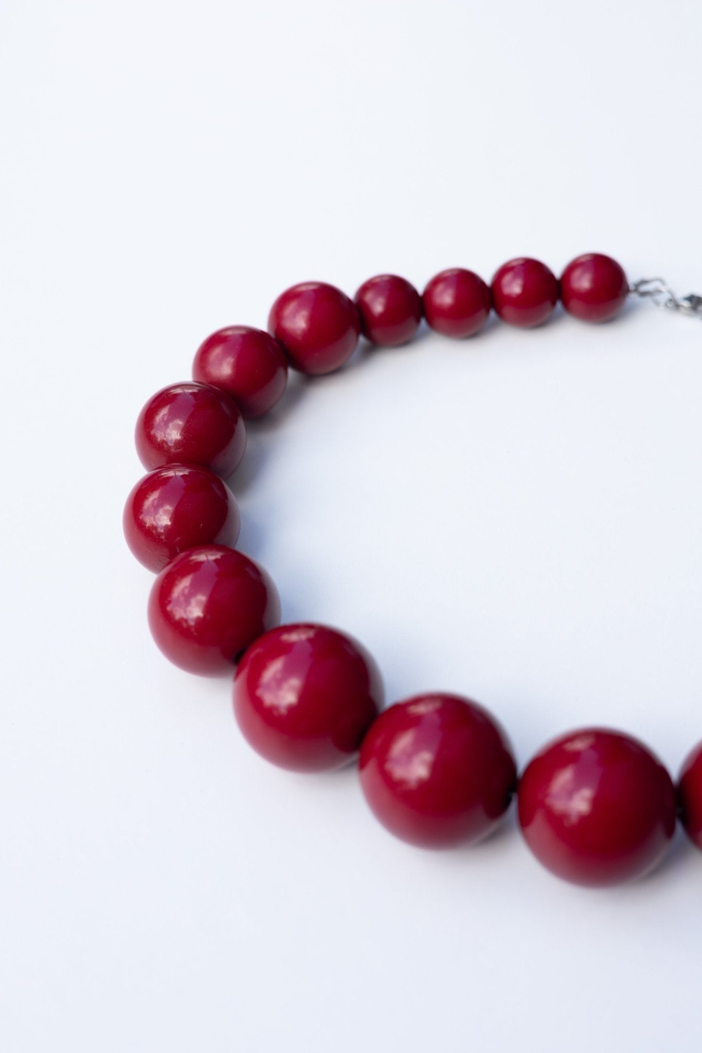 Collier en perles Cerise Noire - Maison Zélie
