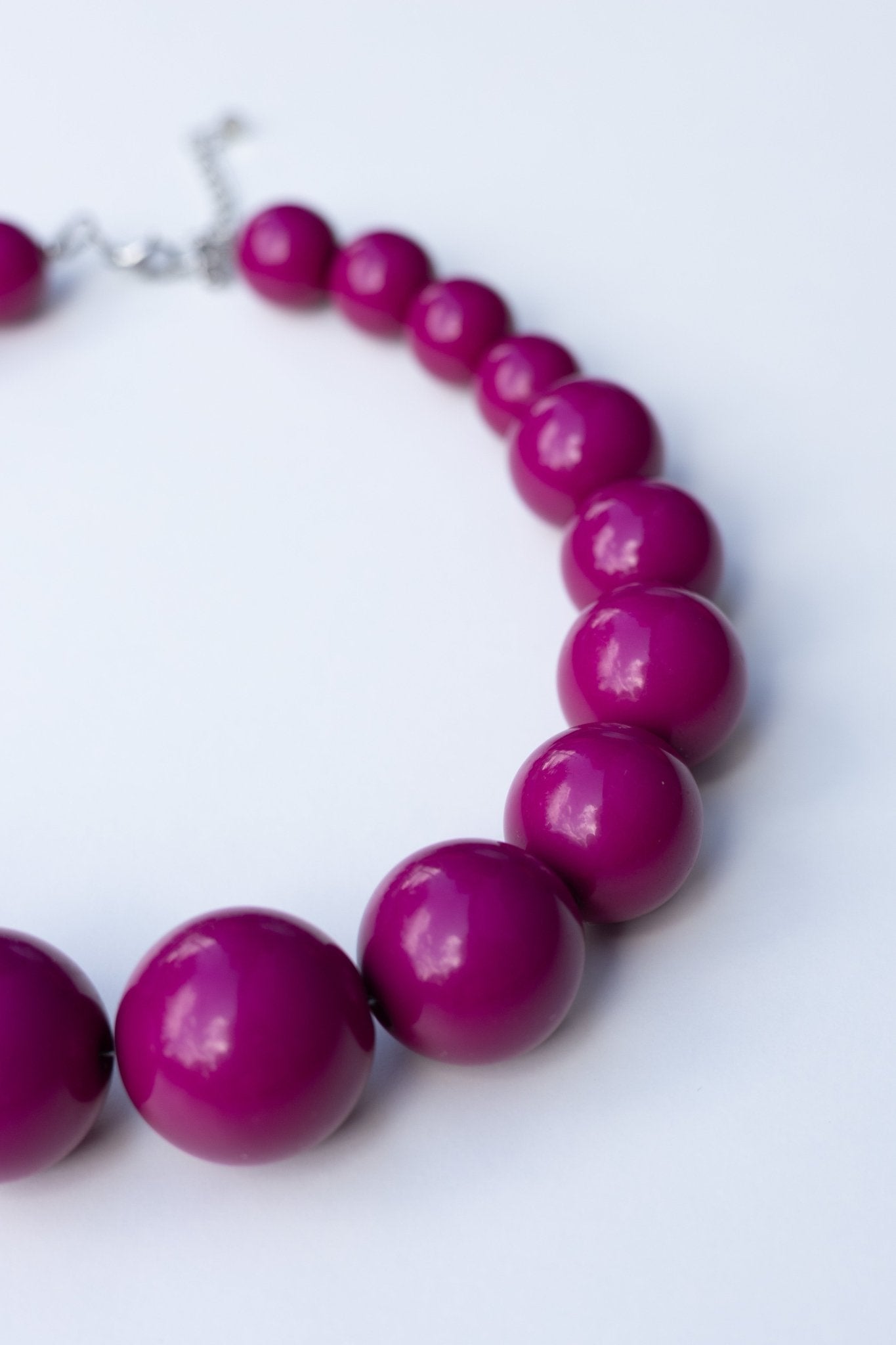 Collier en perles Fuchsia Twist - Maison Zélie