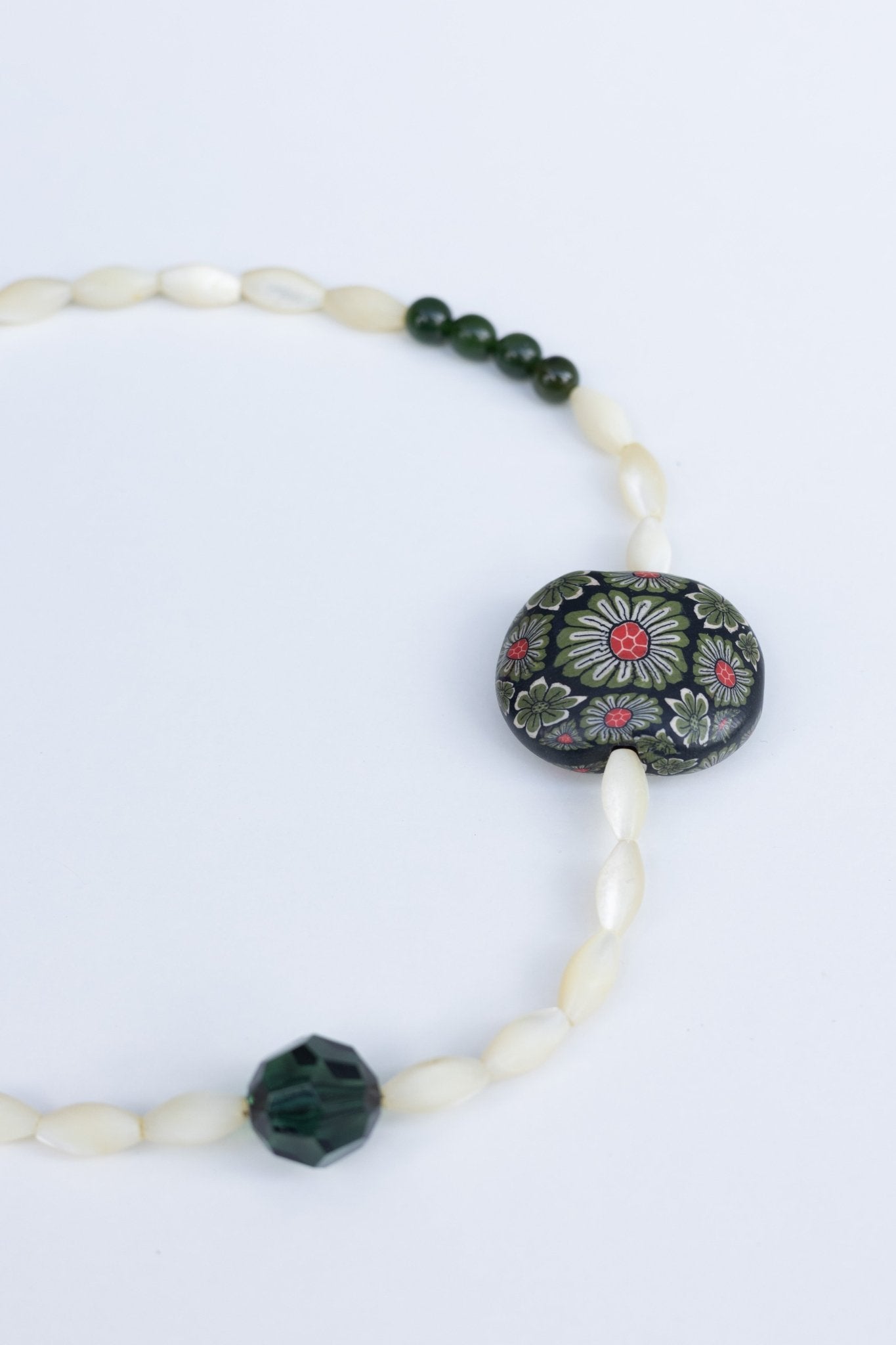 Collier en perles Marguerite Noire - Maison Zélie